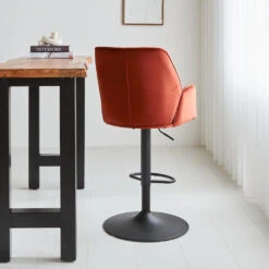 Barkruk Novan Velvet Koper - Zithoogte 68 Cm - Stof - Koperkleurig -Meubelwinkel 1000089169 0102