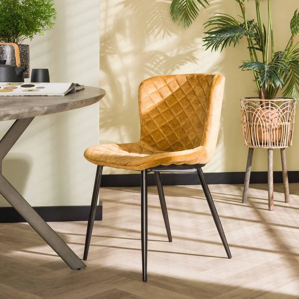 Valencia Eetkamerstoel Velvet - Stof - Goudkleurig 4 Valencia Eetkamerstoel Velvet - Stof - Goudkleurig - Afbeelding 2