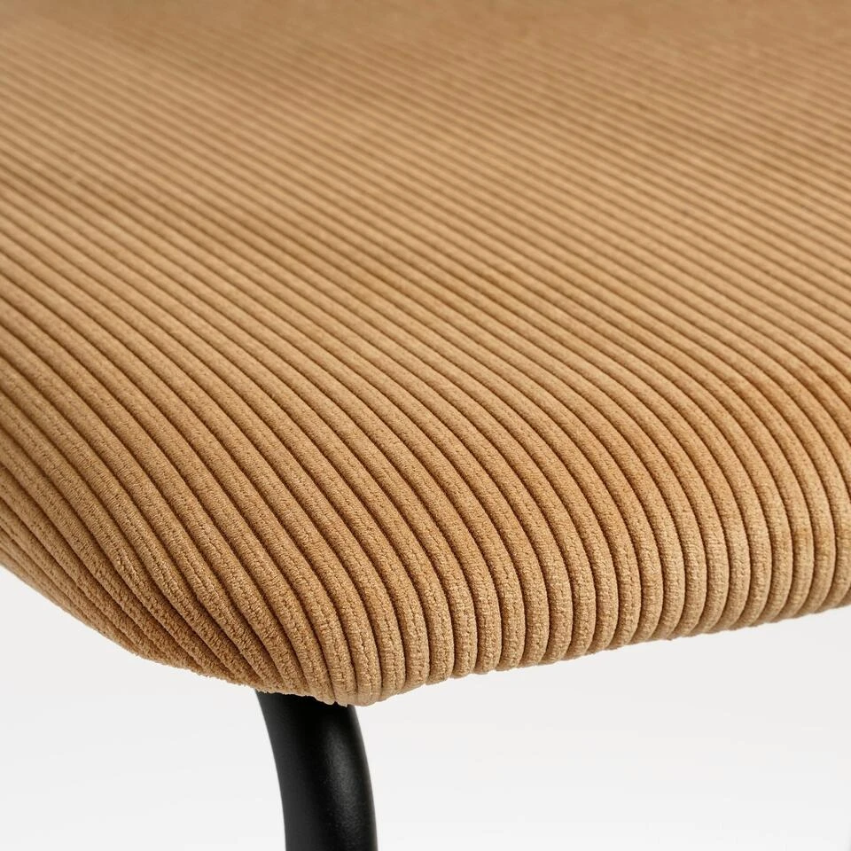 Mica Decorations Nanet Barkruk - H91 Cm - Velvet - Lichtbruin 5 Mica Decorations Nanet Barkruk - H91 Cm - Velvet - Lichtbruin - Afbeelding 3